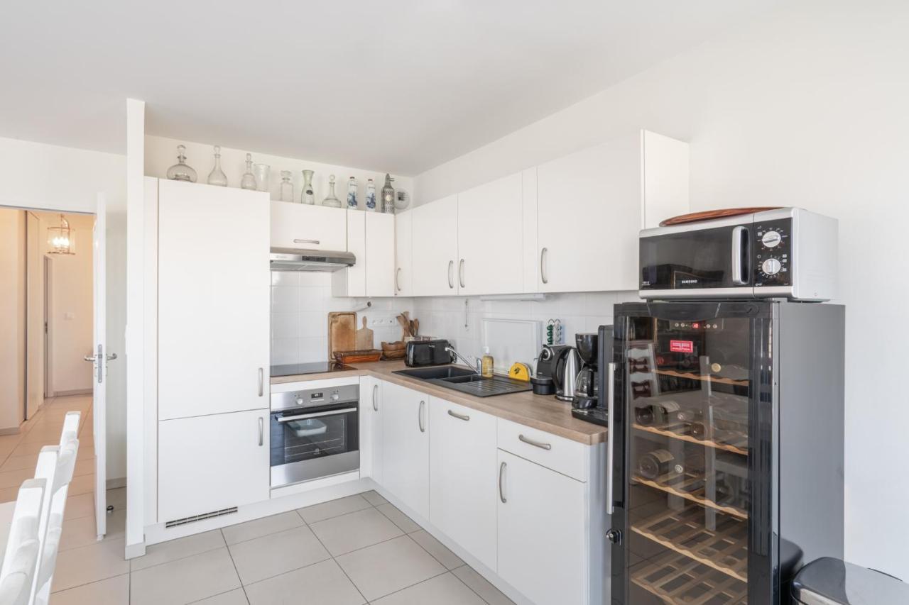 A Portee De Mer. Appt 70m2, 2ch+parking Wimereux