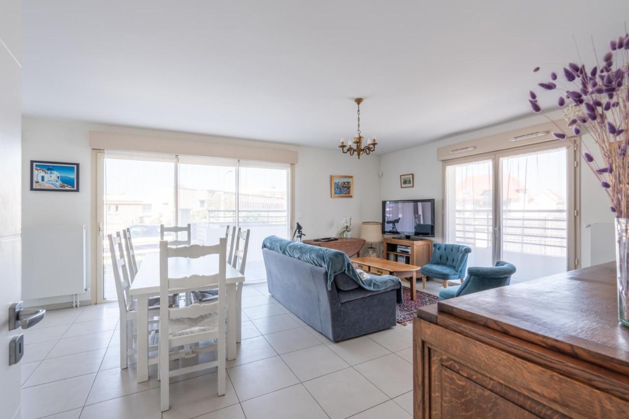 A Portee De Mer. Appt 70m2, 2ch+parking Apartment Wimereux